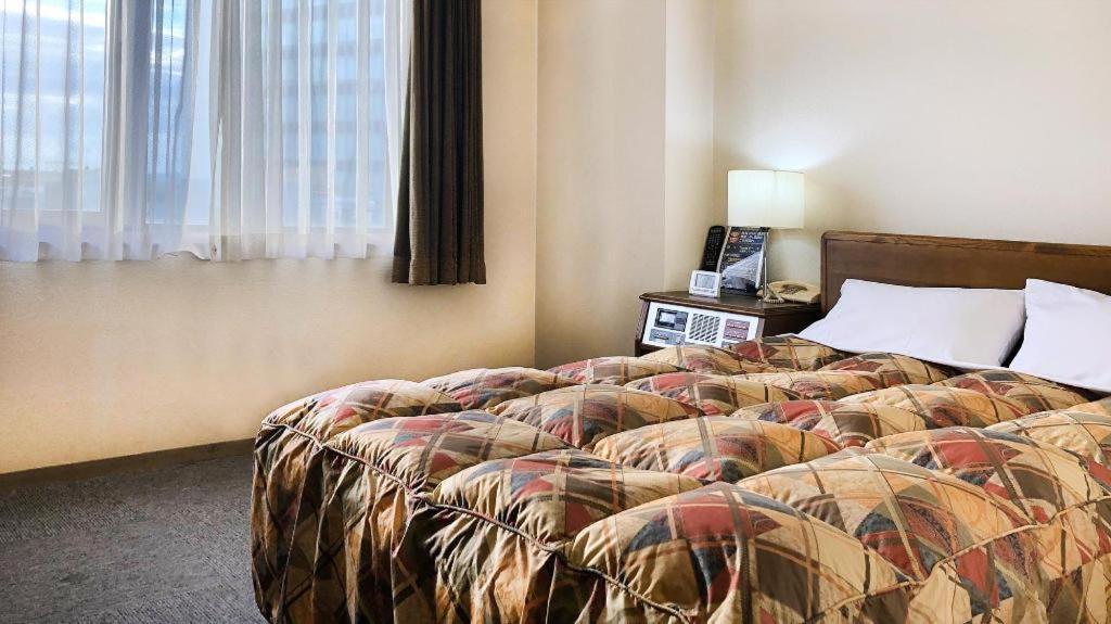Neyagawa Trend Hotel Осака Екстериор снимка