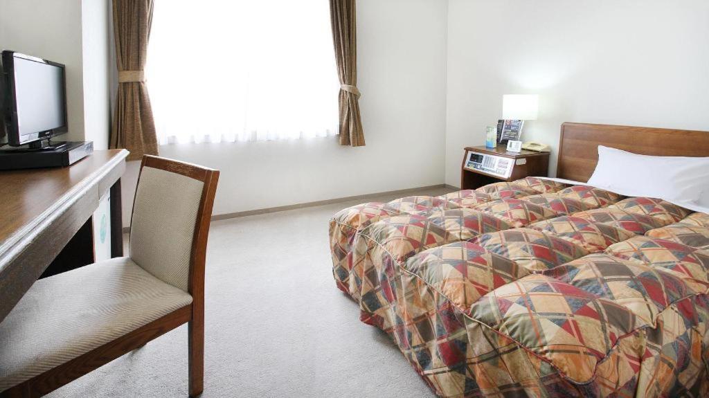 Neyagawa Trend Hotel Осака Екстериор снимка